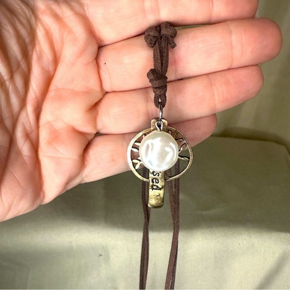 NWT Boho Chic Brown Tree of life Pendant Slip Over Necklace with Pearl Accent - Picture 5 of 5